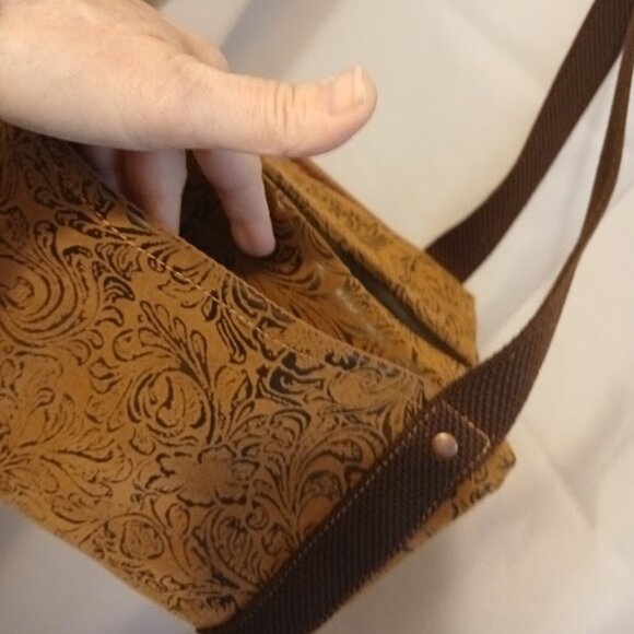 New Southwestern Velvet Tooled Brown Faux Leather Mini Duffle Tote Shoulder Bag - Picture 4 of 10